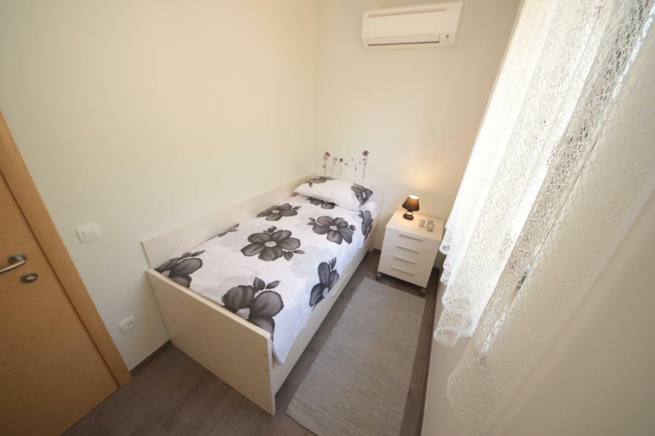 Apartmani Dora I Kati أوروبيتش المظهر الخارجي الصورة