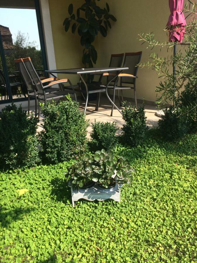 Apartmani Dora I Kati أوروبيتش المظهر الخارجي الصورة
